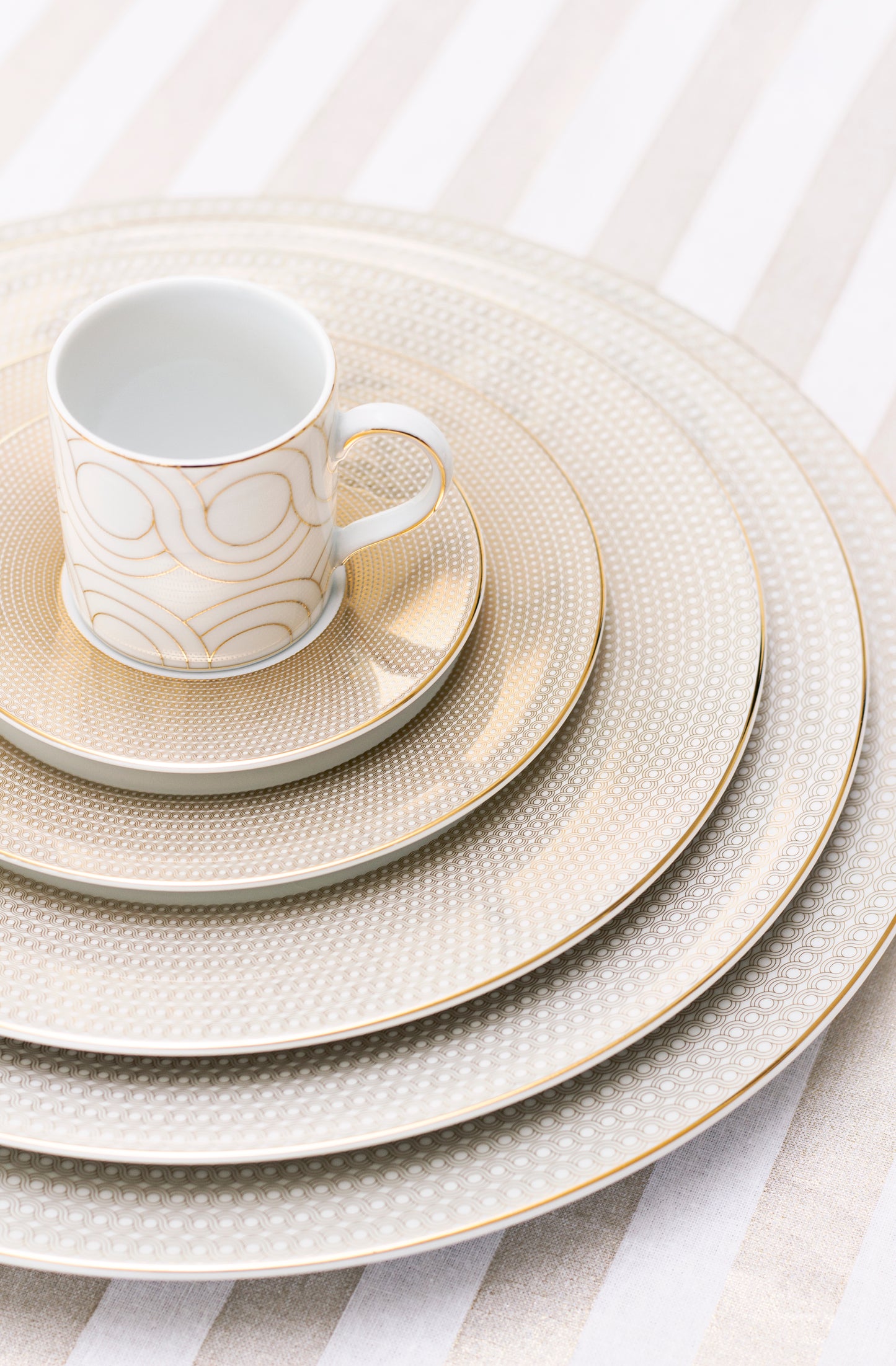 Infinity Bread/Butter Plate (Set of 4)
