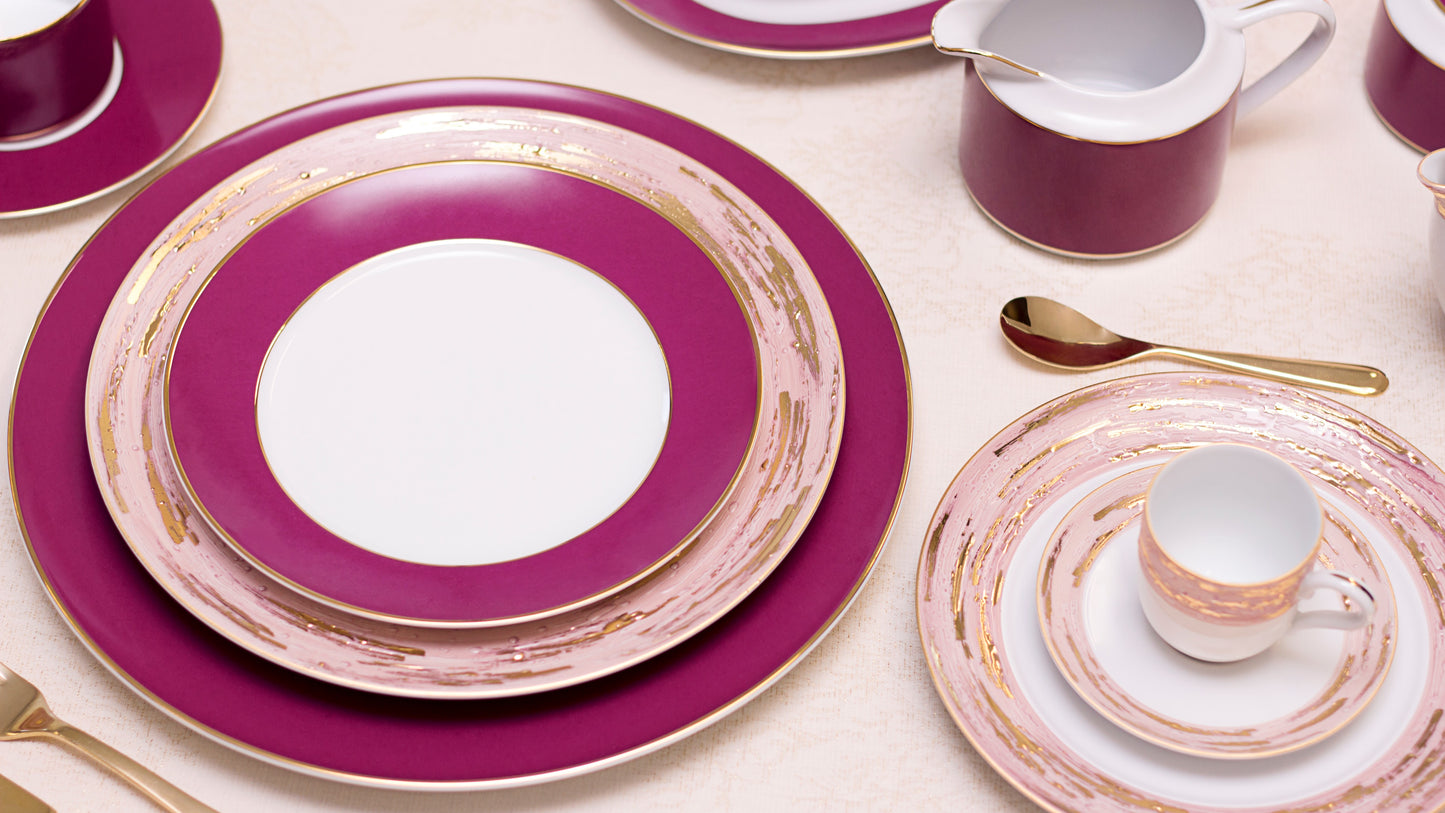 Violet 17-piece Dinner Setting
