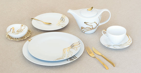 Gold porcelain dinner set
